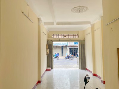 Cho thuê mặt tiền nhà số 1272 Lạc Long Quân phường 8 quận Tân Bình Hồ Chí Minh 0