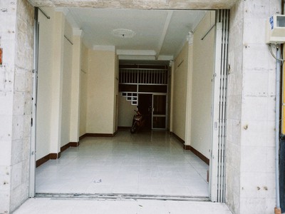 Cho thuê mặt tiền nhà số 1272 Lạc Long Quân phường 8 quận Tân Bình Hồ Chí Minh 1