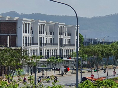 Shophouse 4 tầng nguyễn sinh sắc, gía đầu tư 1