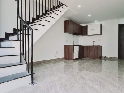 Cho thuê nhà 1 trệt 1 lầu mới đẹp p.thống nhất chỉ 6tr 1