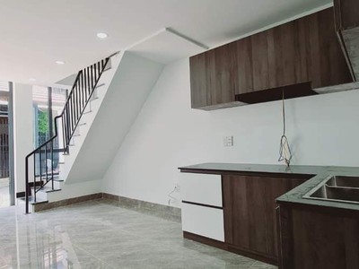 Cho thuê nhà 1 trệt 1 lầu mới đẹp p.thống nhất chỉ 6tr 2