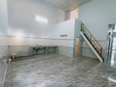 Cho thuê nhà mới đẹp 3 phòng ngủ . gần chợ an nghiệp  mít nài hẻm 182 đường trần hưng đạo . qnk . 3