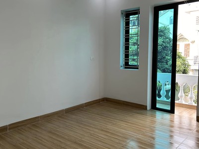 100 Đức Thọ CC. Em cần Bán nhà 4 tầng mới xây ngõ phố Đinh Văn Tả   bên này đường 5 1