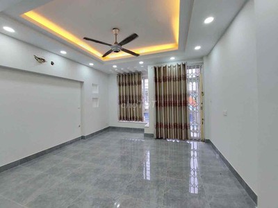  nhà đẹp 5 tầng mt hồ bá kiện, kinh doanh sầm uất 1