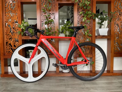 Do ko có nhu cầu sử dụng. Cần bán e xe đạp như hình 0