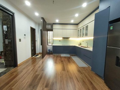 Mặt phố hoàng quốc việt cầu giấy,lô góc, kinh doanh  đỉnh  dt 58m2/4t /mt5.8   nhỉnh 12 tỷ 1