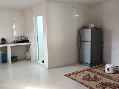 Cho thuê kho tại tổ 60 tân mai, diện tích 250m2 mới đẹp kết hợp làm văn phòng, giá 26tr/tháng 2