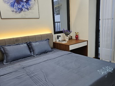 Chính chủ cần tiền bán gấp căn góc 3 ngủ 103m2 ct3 iris garden nội thất xịn, giá cực rẻ, tầng đẹp, 1