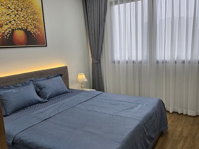 Chính chủ cần tiền bán gấp căn góc 3 ngủ 103m2 ct3 iris garden nội thất xịn, giá cực rẻ, tầng đẹp, 2