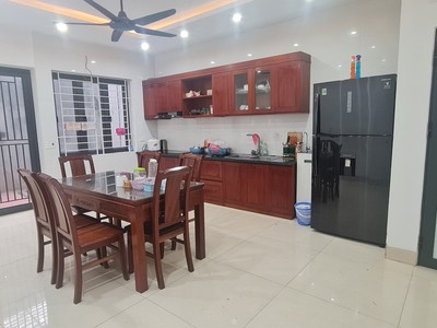 Cho thuê Nhà 4 tầng đường Tôn đức thắng, Khai quang, Vĩnh Yên, Vĩnh Phúc 3