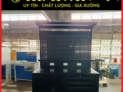 Bàn nguội thao tác công nghiệp 2