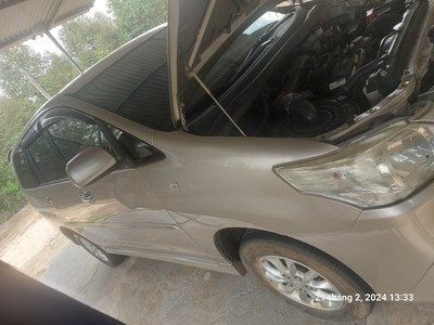 Toyota Innova E 2014 8 Chỗ 2