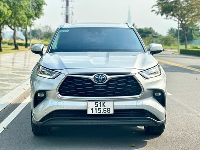 Bán Toyota Highlander Limited Hybrid 2021 full kịch đồ, màu bạc 10