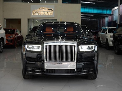 Rolls-Royce Phantom EWB 2022, mới 100, giao ngay 7