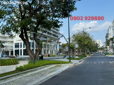Trực tiếp phú mỹ hưng bán shop trệt tôn dật tiên có sẵn hđ thuê, căn góc sỡ hữu lâu dài, 1