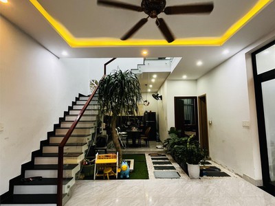 Giảm sâu 300tr chỉ còn 2ty850 bán gấp nhà cực kì đẹp trung tâm liên chiểu đà nẵng 2