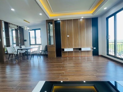 Diện tích khủng 175m  3 tầng mặt tiền quyền lực 9m mặt phố ô tô tránh vỉa hè kinh doanh 3