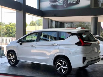 Mitsubishi Xpander - đủ màu- ưu đãi khủng- khuyến mãi xã giá xã kho - xe giao ngay 3