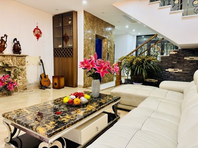 Bán nhà Hoàng Quốc Việt, Cầu Giấy. 44/65m2  5 tầng  MT 4.5m  TM  giá 16.85 tỷ 4