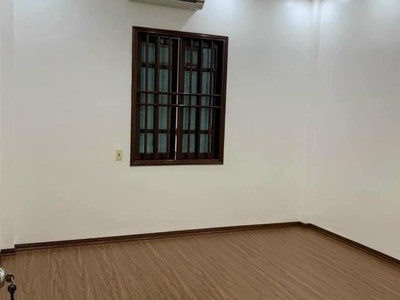 Bán nhà 3 tầng mặt phố Đào Duy Từ, Đông Nam Cường, TP HD, 72m2, mt 4m, 4 ngủ, phố trung tâm 4