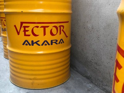 Tại sao Nhiều nhà phân phối vẫn chọn   sản phẩm dầu nhớt VECTOR. 9