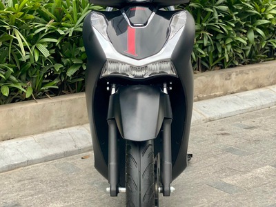 Cần bán SH Việt 125 ABS 12/2023 màu đen nhám bản thể thao cực mới đẹp 3