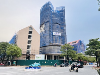 Bố mẹ theo con Biệt thự BT7 Việt Hưng Cạnh Trường Marie Curie 175m2 MT10 2