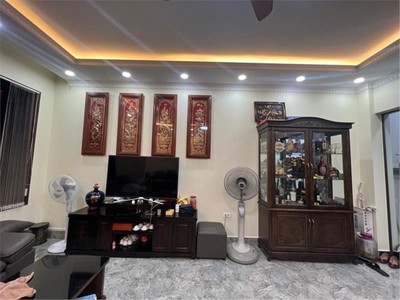 Bán nhà ái mộ, bồ đề, long biên  93m - 4tầng -  7,3 tỷ  full nội thất. 0