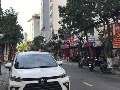 Bán nhà 3 tầng mặt tiền Hà Bổng Biển Mỹ Khê Đà Nẵng-Siêu vị trí kd-16.5 tỷ thương lượng. 1