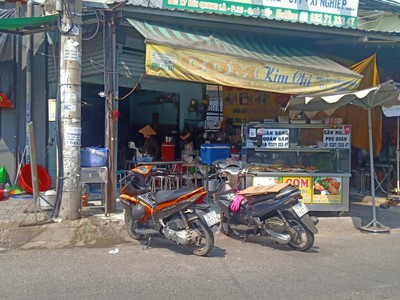 Chính chủ sang nhượng gấp quán cơm địa chỉ: 17 bùi quang là, phường 12. quận gò vấp, tp hồ chí minh 2