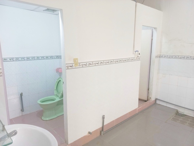 629 nhà chỉ : 6 triệu / tháng  cho thuê nhà 150m2 - 3 pn . đường nguyễn việt dũng - p. an thới 4