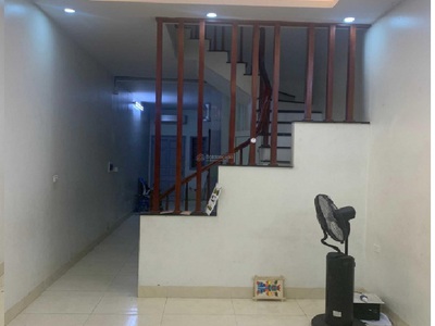Cho thuê nhà ngõ 50 phố Đặng Thùy Trâm, Dt 55m2 x 4 tầng, ngõ để ô tô, cạnh Vườn Hoa 0
