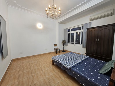 Bán nhà Đội Cấn, Ba Đình. 30/50m2 4 tầng MT 7.3m giá 7.25 tỷ 2