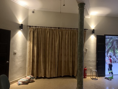 Chính chủ cho thuê cả nhà mặt đường để kinh doanh và để ở  tại  số 2/181 phố quan nhân. p nhân 2