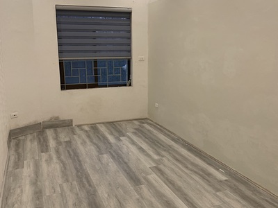 Chính chủ cho thuê cả nhà mặt đường để kinh doanh và để ở  tại  số 2/181 phố quan nhân. p nhân 4