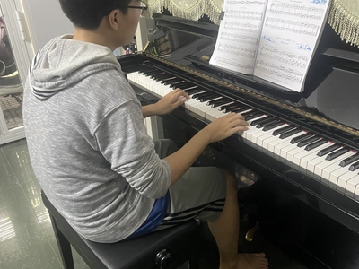 Lớp Nhạc Nguyễn Thanh Có Gia Sư Dạy Kèm Piano - Organ Tại Nhà 4