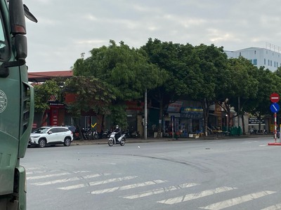 Cho thuê 1,2ha đất trống , phù hợp làm sân bóng , bãi đỗ xe tt thanh trì 0