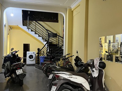 Phòng trống sẵn full nội thất 30m2 có ban công tại đào duy anh. p9. phú nhuận 2
