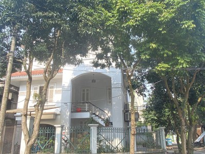 Chho thuê nhà biệt thự 8 phòng mb235m2 tại từ sơn bắc ninh 0