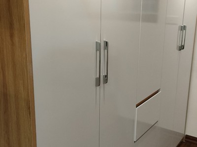 Căn hộ tập tt khép kín mới sửa, đẹp tầng 1 huong vien 18m, mặt tiền 1/2.5m, 770 triệu hai bà trưng 1