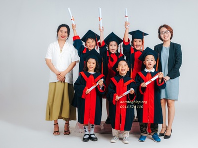 Aó Tốt Nghiệp Bình Dương Đồng Nai Vũng Tàu đẹp năm học 2025 3