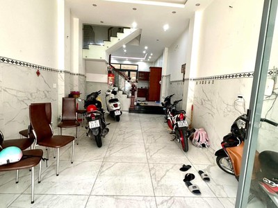 Cần bán nhà mặt tiền hàn hải nguyên phường 1 quận 11 dt 81m2 giá 15,2 tỷ. 1