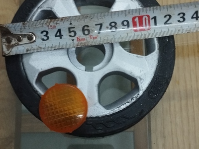 Bánh xe cổng xếp tự động giá rẻ 0