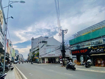 Mặt tiền đường lớn Phan Đình Phùng cho thuê dài hạn 1