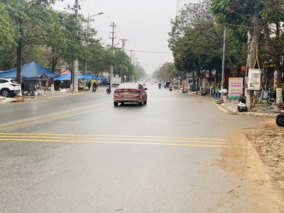 Cho thuê nhà riêng mặt phố Tôn Đức Thắng Vĩnh Yên, Vĩnh Phúc. 2 tầng chỉ 12 triệu 1