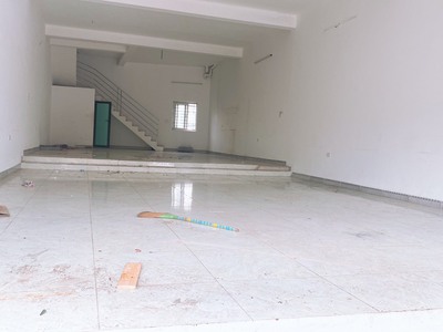 Cho thuê nhà riêng mặt phố Tôn Đức Thắng Vĩnh Yên, Vĩnh Phúc. 2 tầng chỉ 12 triệu 3