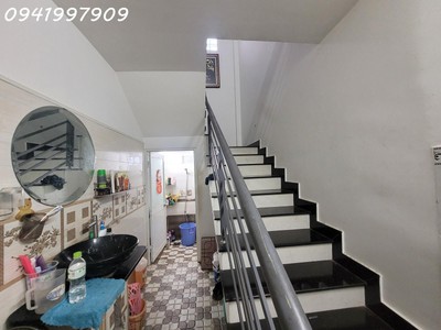 Quá rẻ: nhà đường số 8 linh xuân thủ đức, ngang gần 10m, 150m2, sổ sách chuẩn chỉ, giá chưa đến 5 2