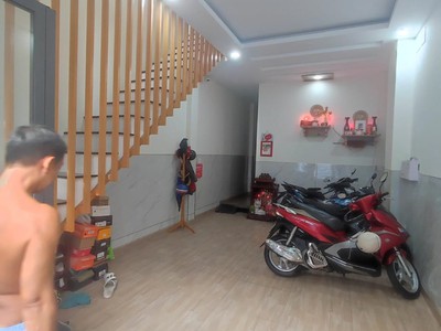 Hẻm xe hơi thông nguyễn sơn - 91m2 - 4 lầu - dòng tiền sẵn 22tr/1 tháng- 0