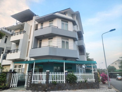 Biệt thự cao cấp khu dân cư gia hoà, p. phước long b, 10x20 4 lầu 0
