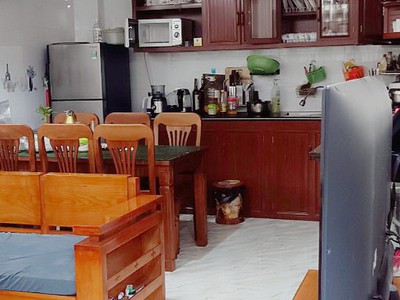 Bán nhà chợ hàng cũ, diện tích 52m 3 tầng sân cổng riêng giá 1.9 tỉ, độc lập dân xây 1